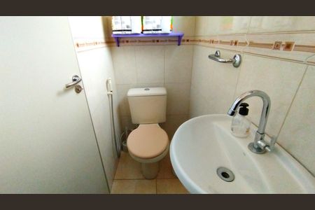 Casa à venda com 350m², 6 quartos e 8 vagas Casa à venda com 350m², 6 quartos e 8 vagasBanheiro 1 - suite