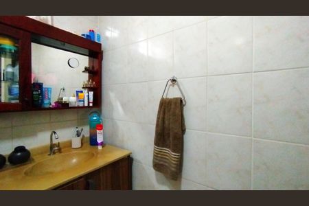 Casa à venda com 350m², 6 quartos e 8 vagas Casa à venda com 350m², 6 quartos e 8 vagasBanheiro 2