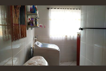 Casa à venda com 350m², 6 quartos e 8 vagas Casa à venda com 350m², 6 quartos e 8 vagasEdícula - Área de serviço