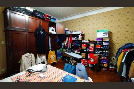 Casa à venda com 350m², 6 quartos e 8 vagas Casa à venda com 350m², 6 quartos e 8 vagasQuarto 3