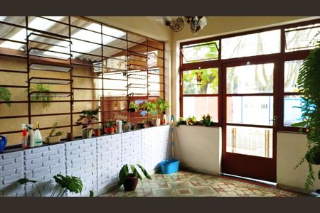 Casa à venda com 350m², 6 quartos e 8 vagas Casa à venda com 350m², 6 quartos e 8 vagasJardim de inverno