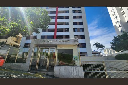 Apartamento para alugar com 91m², 3 quartos e 2 vagasFachada