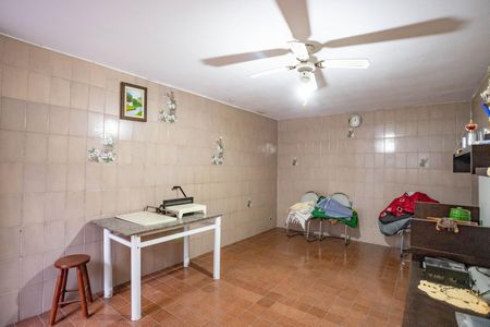 Casa à venda com 222m², 4 quartos e 2 vagasSalão