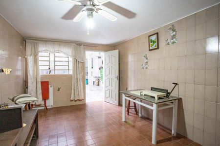 Casa à venda com 222m², 4 quartos e 2 vagasSalão