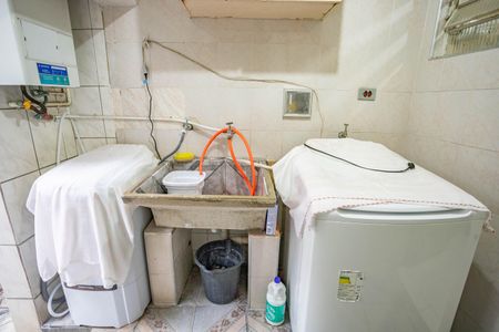 Casa à venda com 222m², 4 quartos e 2 vagasÁrea de serviço