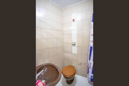 Casa à venda com 222m², 4 quartos e 2 vagasBanheiro de serviço