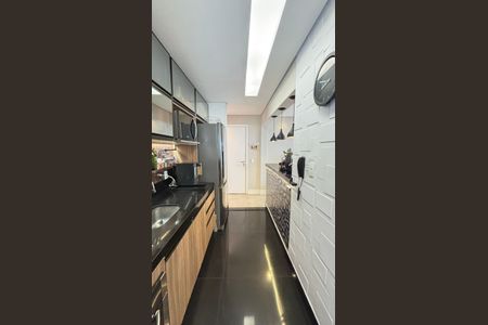 Apartamento à venda com 77m², 2 quartos e 2 vagasCozinha