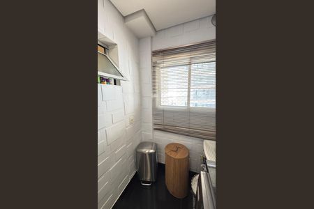 Apartamento à venda com 77m², 2 quartos e 2 vagasÁrea de Serviço