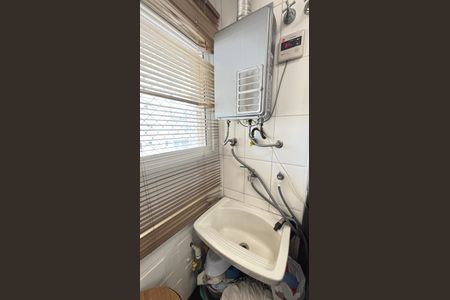 Apartamento à venda com 77m², 2 quartos e 2 vagasÁrea de Serviço