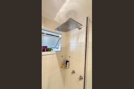 Apartamento à venda com 77m², 2 quartos e 2 vagasBanheiro da Suíte