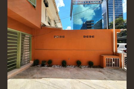 Casa à venda com 100m², 2 quartos e 1 vaga Casa à venda com 100m², 2 quartos e 1 vagaGaragem