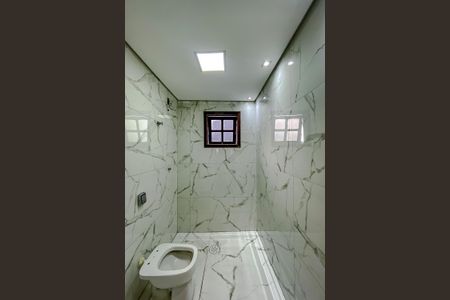 Casa para alugar com 175m², 4 quartos e 1 vagaBanheiro 2