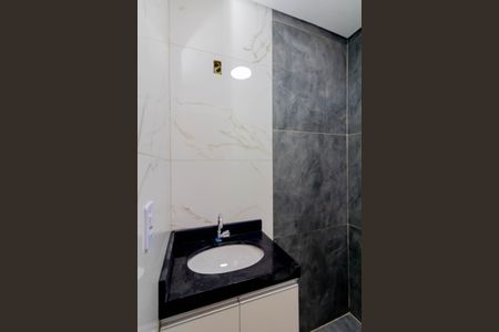 Apartamento para alugar com 41m², 2 quartos e sem vagaBanheiro