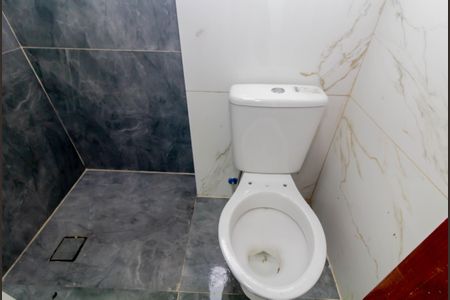 Apartamento para alugar com 41m², 2 quartos e sem vagaBanheiro