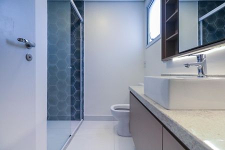 Apartamento à venda com 86m², 2 quartos e 2 vagasBanheiro da Suíte 2