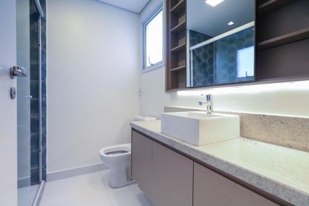 Apartamento à venda com 86m², 2 quartos e 2 vagasBanheiro da Suíte 2