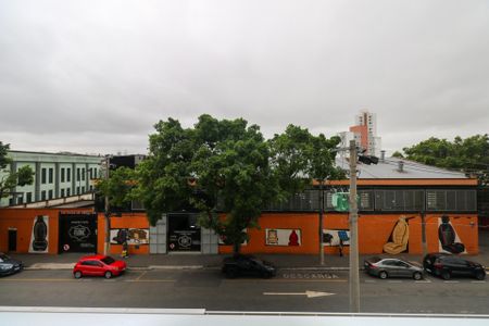 Apartamento à venda com 86m², 2 quartos e 2 vagasVista da Área de Serviço