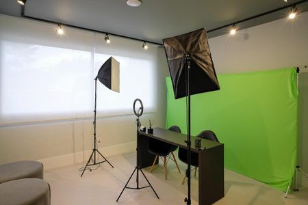 Apartamento à venda com 86m², 2 quartos e 2 vagasÁrea comum - Studio