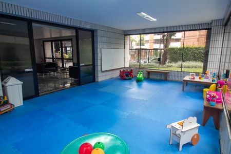 Apartamento à venda com 131m², 4 quartos e 2 vagasÁrea comum - Brinquedoteca