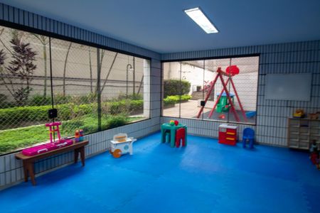 Apartamento à venda com 131m², 4 quartos e 2 vagasÁrea comum - Brinquedoteca