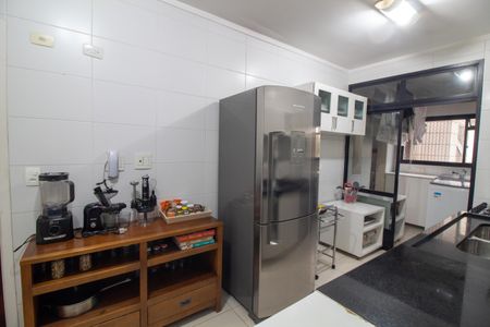 Apartamento à venda com 131m², 4 quartos e 2 vagasCozinha