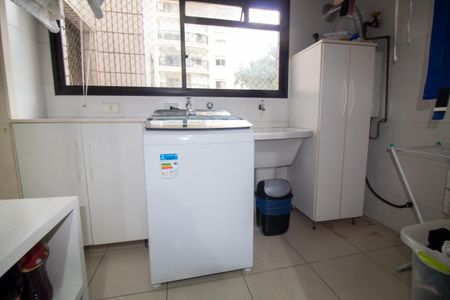 Apartamento à venda com 131m², 4 quartos e 2 vagasÁrea de Serviço