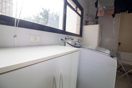 Apartamento à venda com 131m², 4 quartos e 2 vagasÁrea de Serviço