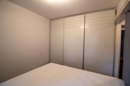 Apartamento à venda com 131m², 4 quartos e 2 vagasSuíte 1
