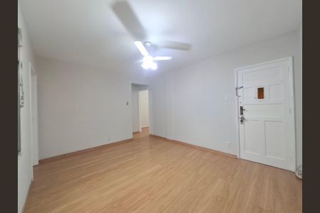 Apartamento à venda com 61m², 2 quartos e sem vagaSala