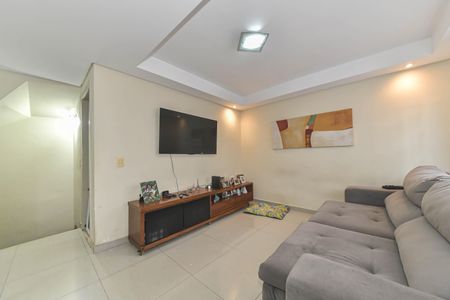 Casa de condomínio à venda com 96m², 3 quartos e 3 vagasSala