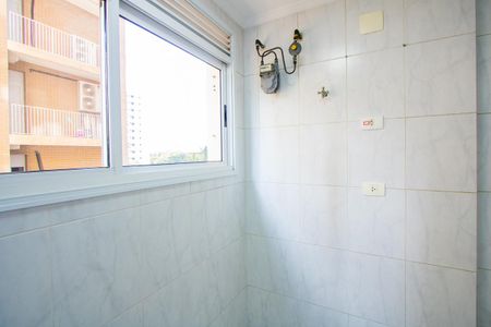 Apartamento à venda com 68m², 2 quartos e 1 vagaÁrea de Serviço