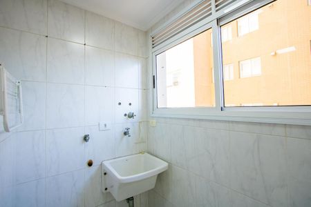Apartamento à venda com 68m², 2 quartos e 1 vagaÁrea de Serviço