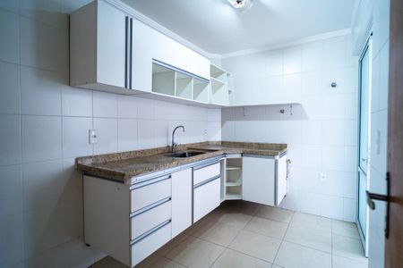 Apartamento para alugar com 80m², 2 quartos e 2 vagas Apartamento para alugar com 80m², 2 quartos e 2 vagasCozinha