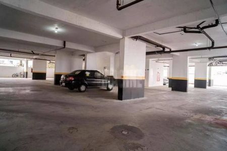 Apartamento à venda com 64m², 2 quartos e 1 vaga