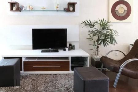 Casa à venda com 209m², 3 quartos e 4 vagasFoto 03