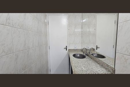 Apartamento à venda com 54m², 2 quartos e 1 vagaBanheiro 