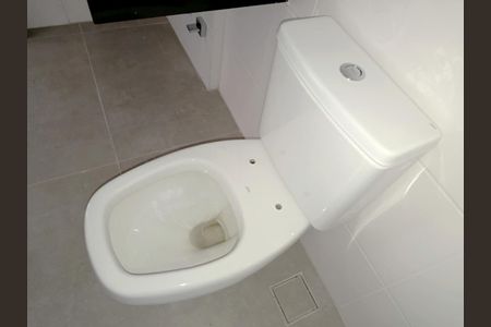 Casa à venda com 256m², 3 quartos e 3 vagasBanheiro da Suíte 3