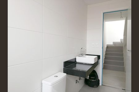 Casa à venda com 256m², 3 quartos e 3 vagasBanheiro 2