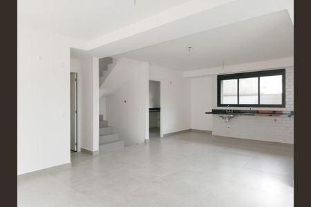 Casa à venda com 256m², 3 quartos e 3 vagasSala/Cozinha