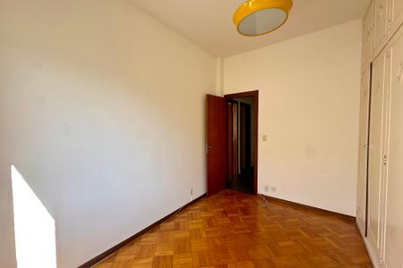 Apartamento à venda com 114m², 3 quartos e 1 vaga Apartamento à venda com 114m², 3 quartos e 1 vagaQuarto 1