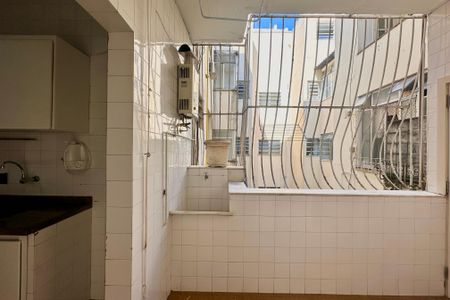 Apartamento à venda com 114m², 3 quartos e 1 vaga Apartamento à venda com 114m², 3 quartos e 1 vagaÁrea de Serviço