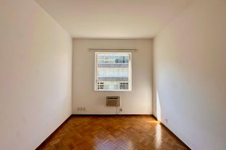 Apartamento à venda com 114m², 3 quartos e 1 vaga Apartamento à venda com 114m², 3 quartos e 1 vagaQuarto 2