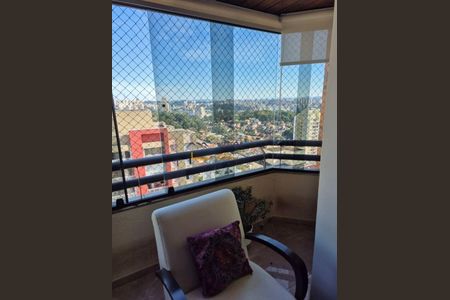 Apartamento à venda com 131m², 4 quartos e 3 vagas