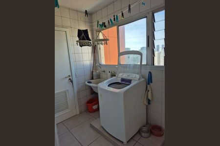 Apartamento à venda com 131m², 4 quartos e 3 vagas