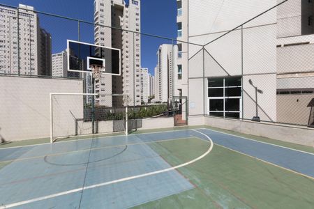 Apartamento à venda com 92m², 3 quartos e 2 vagas Apartamento à venda com 92m², 3 quartos e 2 vagasÁrea comum - Quadra Poliesportiva