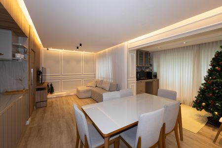 Apartamento à venda com 92m², 3 quartos e 2 vagas Apartamento à venda com 92m², 3 quartos e 2 vagasSala de Jantar