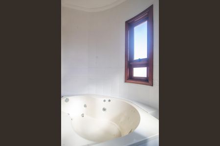 Casa à venda com 267m², 3 quartos e 2 vagasBanheiro da Suíte