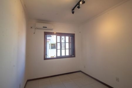 Casa à venda com 267m², 3 quartos e 2 vagasQuarto 1