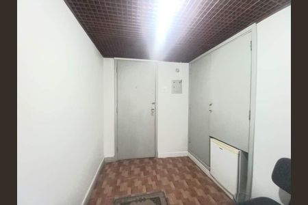 Apartamento à venda com 32m², 1 quarto e sem vaga