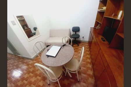 Apartamento à venda com 32m², 1 quarto e sem vaga
